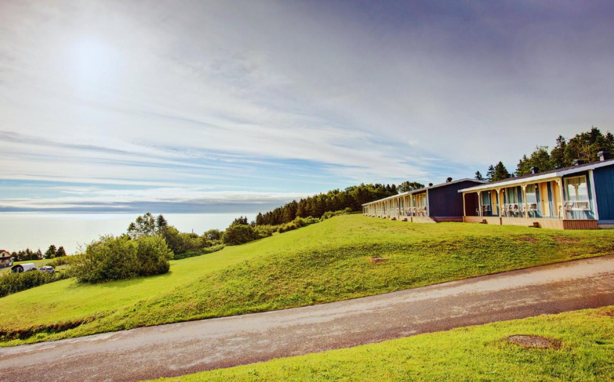 Hebergement Fort Prevel Saint Georges De Malbaie Экстерьер фото